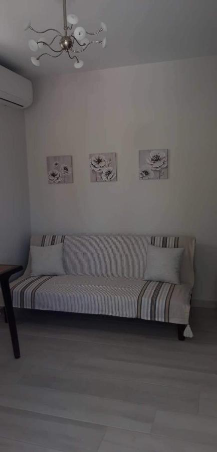 Nikiana Family Apartment Екстериор снимка