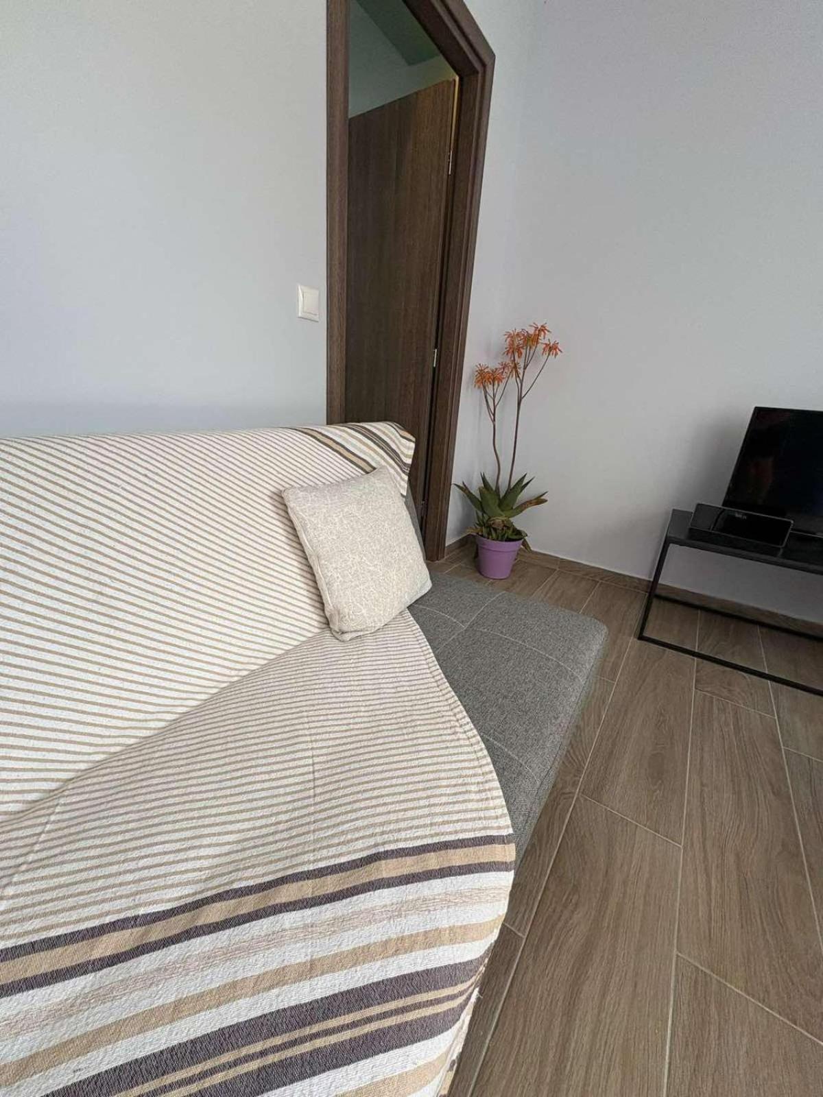 Nikiana Family Apartment Екстериор снимка